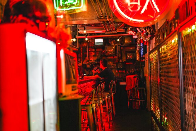 Tokyo by Night Photography Tour - Capturing the Vibrancy of Tokyo at Night