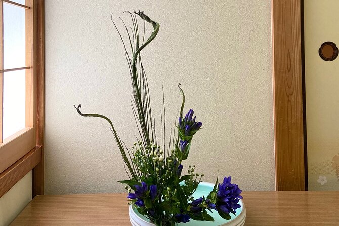2 Hours Flower Arranging (Ikebana) Class @Temple /Tokyo・Ota-ku - Instruction and Materials