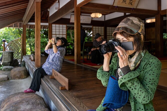 3h Private Tour With a Local Photographer - Schedule