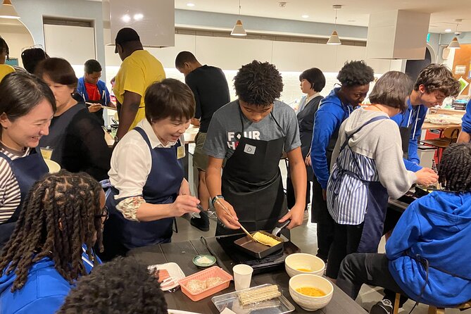 Create a Kawaii Teddy Bear Bento in Tokyo - Included Features