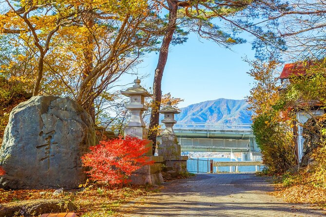 From Tokyo: Mount Fuji Highlights Tour With Kawaguchi Lake Cruise - Accessibility