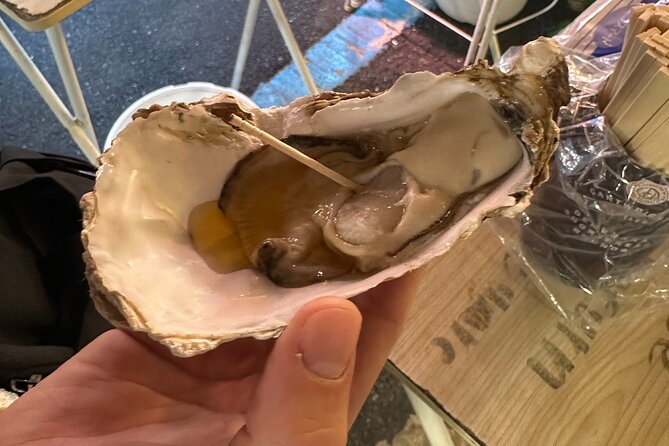 Guided Tsukiji's Local Food Tour - Tour Experience