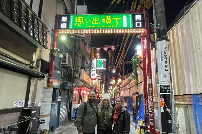 KABUKICHO DEEP TOUR + DINNER & BAR HOP W/Local Certified Guide - Dining Experience
