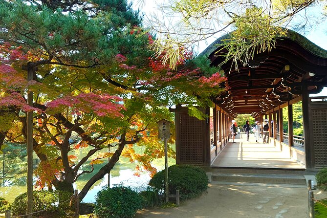 Kyoto Higashiyama Slow Cycling Tour Along the Quiet Waterfront - Experiencing Kyotos Rich Cultural Heritage