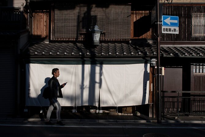 Kyoto Photography Masterclass - Private Photography Lesson - Learning From the Professional Photographer Guide