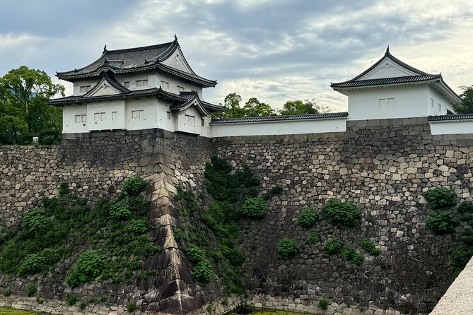 Osaka Explore Every Bit of Osaka Castle in 3 Hours - Historical Significance
