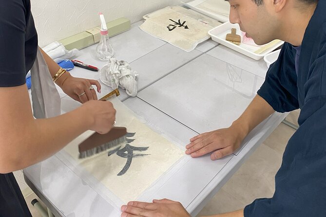 Tokyo: Calligraphy and Kakejiku (Hanging Scroll) Workshop - Materials and Techniques Used
