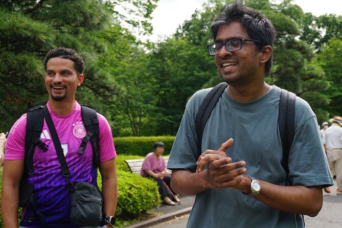 Tokyo: Imperial Palace Shogun Historical Walking Tour - Traveler Feedback and Experiences