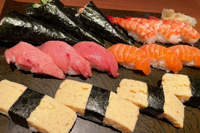 Tokyo: Locals' Secret Food Tour // Food&Drinks Included! - Tour Experience