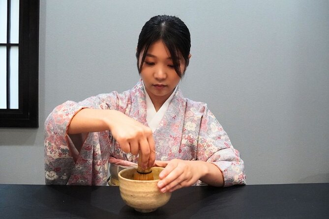 Tokyo: Traditional Tea Ceremony With a Japanese Tea Master - Sencha Tasting: Discovering the Essence of Green Tea