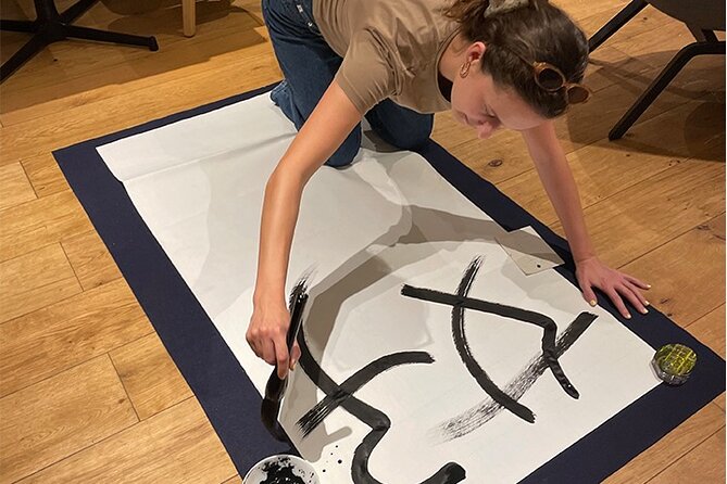 A Unique Calligraphy Experience in Kyoto. - Learning From the Masters