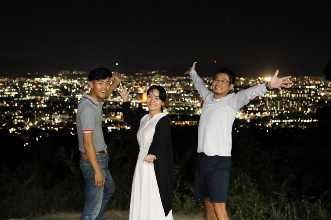 Fushimi Inari Taisha Night Tour - History Learning & Hiking - Included Services