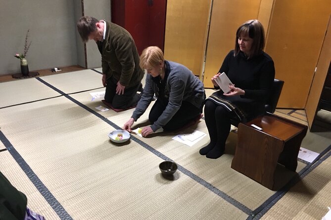 Japanese Style Room Tea Ceremony Class in Marugamemachi - Reviews and Feedback