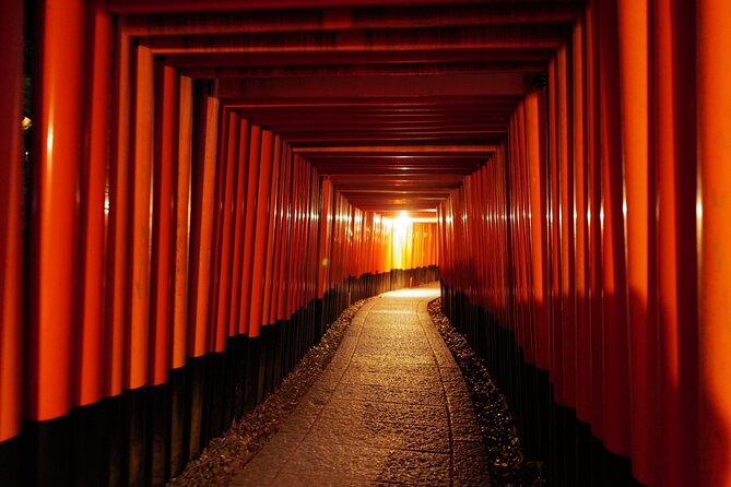 Kyoto Fushimi Inari Night Walking Tour - Tour Duration and Group Size