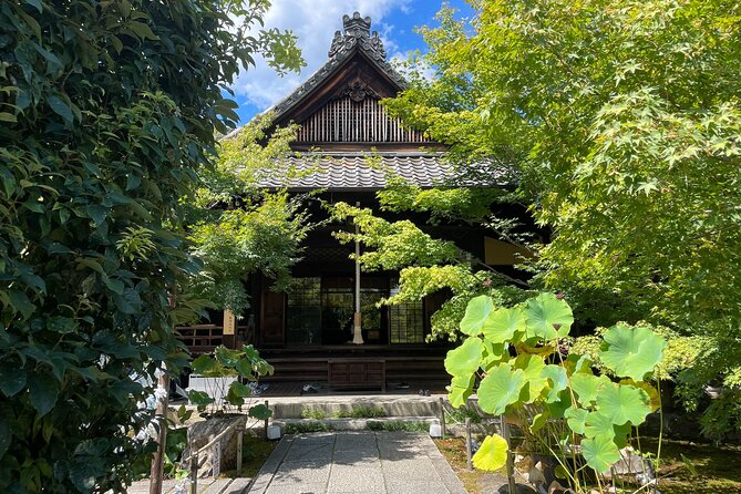 Kyoto Walking Tour Goshuin Collecting and Temples Discover - Learning About Omamori Amulets