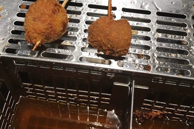 Local Izakaya Japanese Traditional Bar Hopping in Osaka Namba - Culinary Delights and Beverage Choices