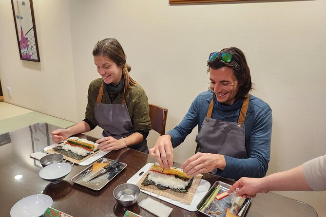 Nishiki Market Stroll and Kyomachiya Cooking Experience - Connecting With Local Vendors and Artisans
