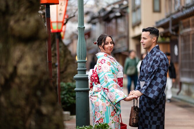 Personalized and Exclusive Photographic Tour of Kenrokuen - Booking Information