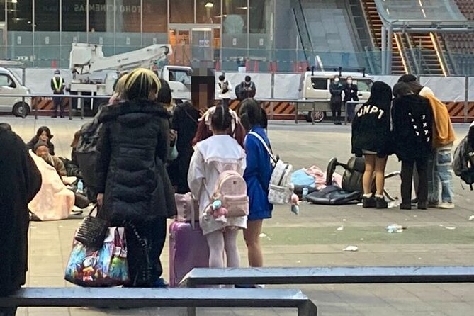 Private Shinjuku Kawasaki Tokyo Slum Walking Tour With Transfer - Exploring the Shinjuku Kawasaki Tokyo Slum