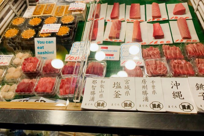 Tokyo Food Adventure: Discover Tsukiji's Culinary Treasures! - Experiencing the Vibrant Atmosphere of Tsukiji