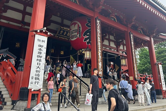 Asakusa Private Tour With Tea Ceremony - The Asakusa Neighborhood