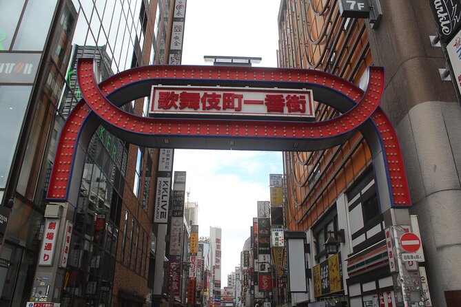 Cultural Private Walking Tour of Shinjuku From Shinjuku - Discover the Vibrant Neighborhood of Shinjuku