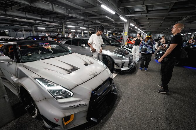 Membership Car Club GTR35 Libertywalk Daikoku Car Meet Photoshoot - Driving Dynamics and Atmosphere