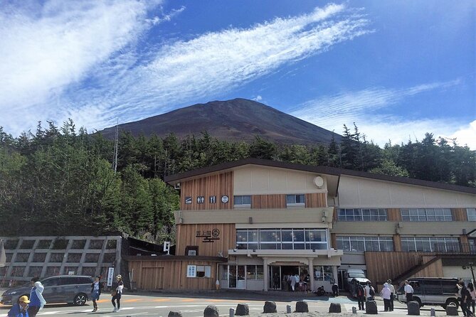 Mt Fuji 5th Station/Arakurayama Sengen Park & Oshino Hakkai Tour - Booking Information