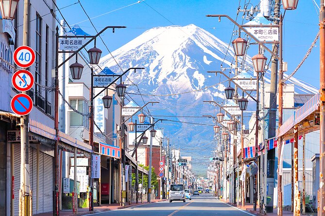 Mt.Fuji Arakurayama Sengen Park,Oshino Hakkai,Kawaguchi Lake Tour - Stunning Views of Mt. Fuji
