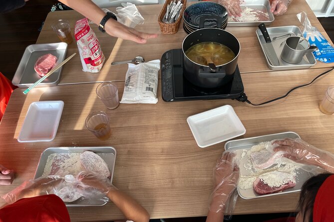Osaka Cooking Class:Katsu Curry/Bento/Okonomiyaki & Store Tour - Meeting Point for the Cooking Class