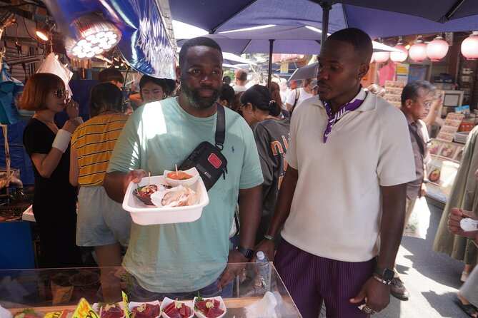 Small Group Food Tour in Tsukiji Market - Insights From Tour Guides