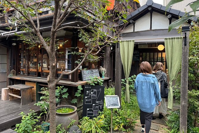 Tokyo Old Town Charm Tour in Yanaka and Sendagi - Experiencing Local Culture