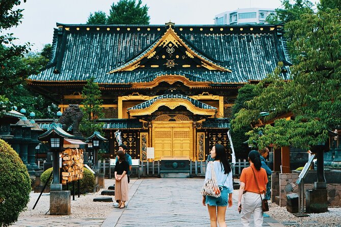 Tokyo: Shogun History Tour Visiting 3 Significant Shrines - Exploring the Toshogu Shrine