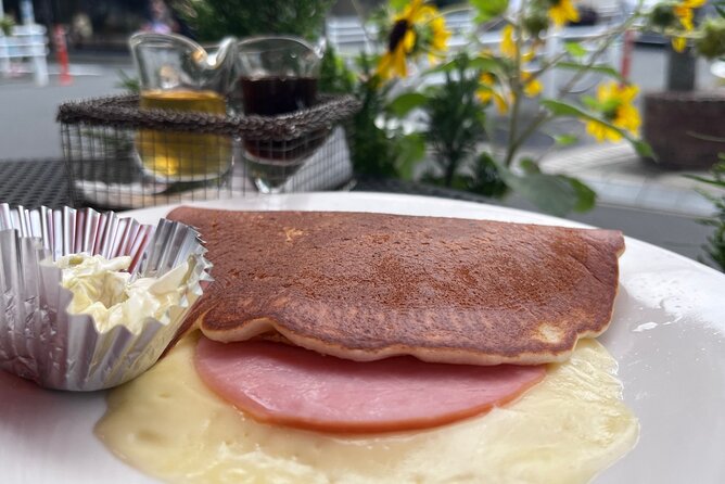 Tokyo Sweets Tour: Hidden Gems & Matcha at an Old Tea House - Indulging in Traditional Matcha