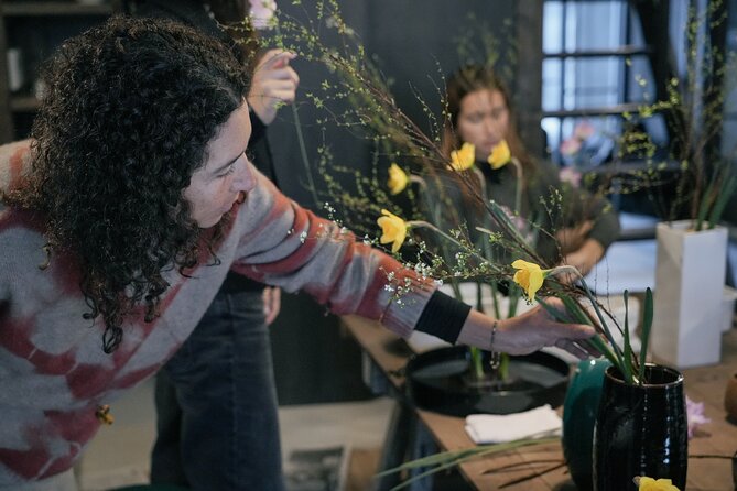Ikebana Traditional Japanese Art of Flower Arranging - Level of Instruction and Teaching Approach