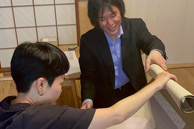 Kakejiku (Hanging Scroll) Historical Art Class in Abeno Osaka - Immerse Yourself in Japanese Culture