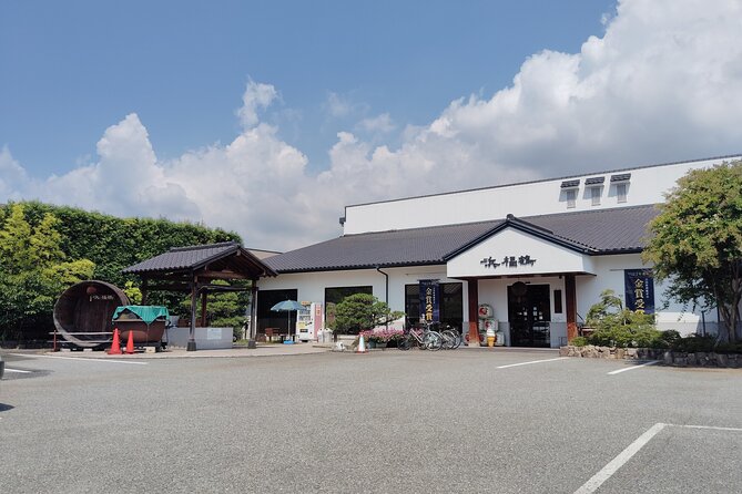 Kobe: Private Tour of Japan's 3 Leading Sake Breweries in 3H - First Brewery Visit: Hakutsuru Sake Brewery