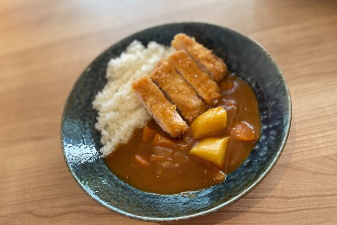 Osaka Cooking Class:Katsu Curry/Bento/Okonomiyaki & Store Tour - Accessibility and Dietary Considerations