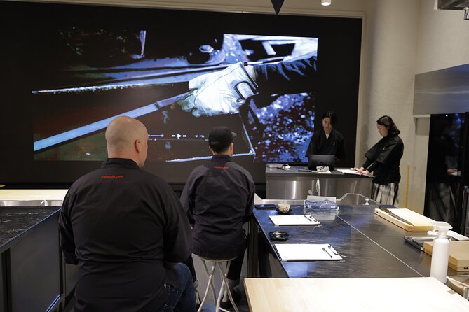 Tokyo Learn Keen Japanese Knife and Sashimi Cooking Class - Traveler Considerations