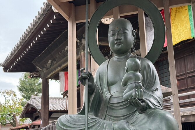 Tokyo Old Town Charm Tour in Yanaka and Sendagi - Sampling Delicious Treats