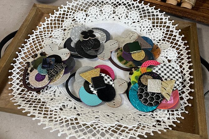 Tokyo Original Leather Accessory Making Workshop - Skill Level and Instruction