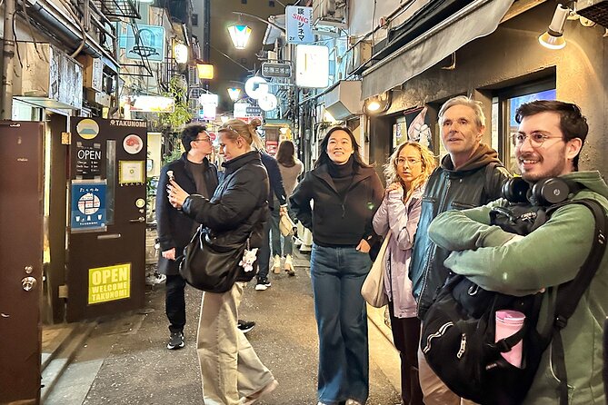 Tokyo: Shinjuku Night Walking Tour & Secret Backstreets - Positive Traveler Experiences