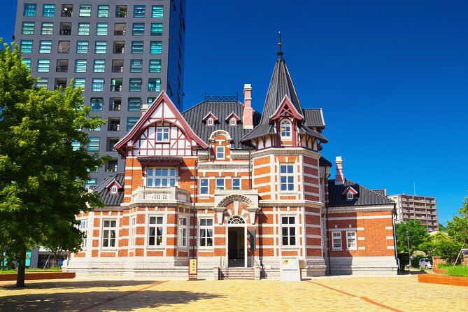 YokaBus Kokura Castle Tea Ceremony and Japan Toilet Innovation - Transportation and Accessibility