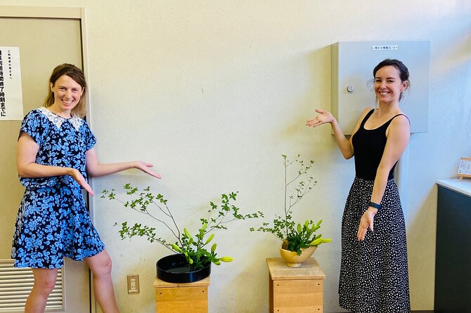 2 Hours Flower Arranging (Ikebana) Class @Temple /Tokyo・Ota-ku - Booking and Pricing