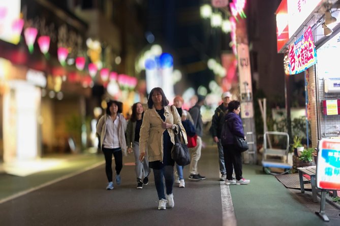 Evening Hanami (Cherry Blossom) Experience With a Local - Dining and Sampling Local Delicacies