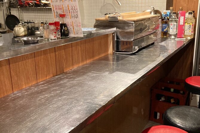 Night Foodie Stroll Around Kyoto Station - Taking in the Local Food Culture