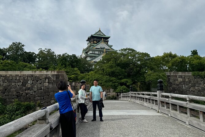 Osaka: Osaka Castle Tower Private Guided Tour in 90 Minutes - Booking and Additional Details