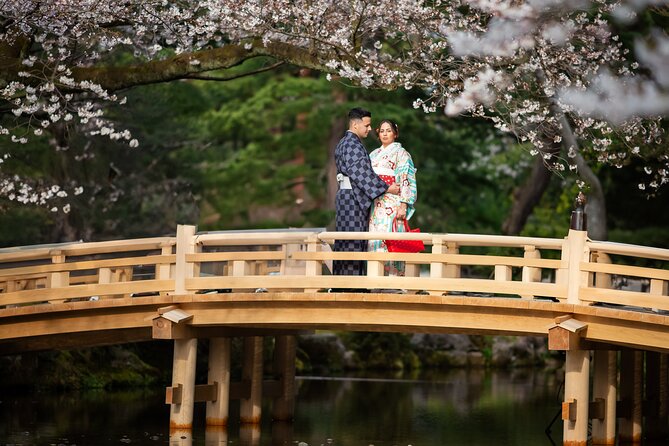 Personalized and Exclusive Photographic Tour of Kenrokuen - The Lasting Memories