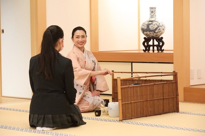 Private Japanese Traditional Tea Ceremony - Preparing for the Tea Ceremony