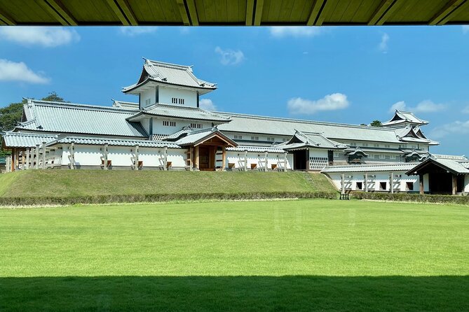 Private Walking Tour of Kanazawas Historical Districts 4h - Traveler Reviews